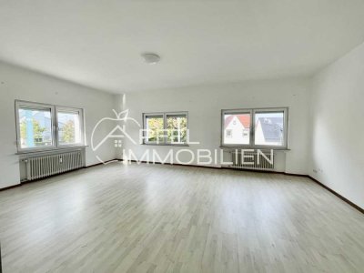 AB SOFORT Helle und geräumige 3,5-Zimmer Wohnung mit Terrasse