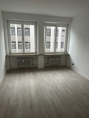 Geräumige Wohnung mit einem Zimmer zur Miete in Mannheim