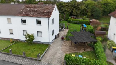 Doppelhaushälfte mit großem Garten, frei ab 1.7.25