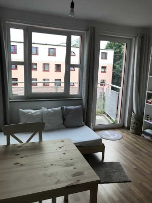 Komfortable Wohnung mit Balkon und Einbauküche in bester Citylage direkt am Spreeauenpark