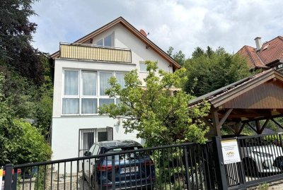 Exklusives Familienwohnhaus mit Traumaussicht und moderner Technik in ruhiger Grünlage von Gablitz