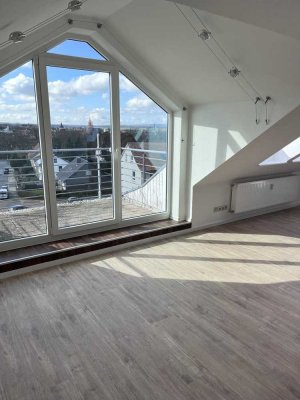 ***Aufgepasst*****Inklusive Küche ****3 ZKB + Balkon ***Top Siedlung !!! Sauber + Ruhig !!