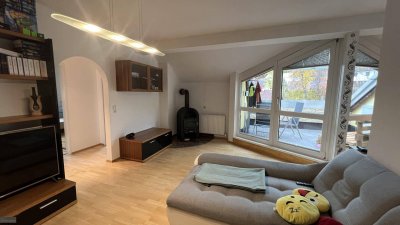 Gemütliche 4 Zimmer Dachgeschosswohnung