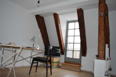 Appartment 37m² mit schönem Südbalkon, EBK, Keller, möbliert möglich!