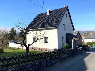 Gepflegtes Einfamilienhaus in ruhiger Lage von Gemünden