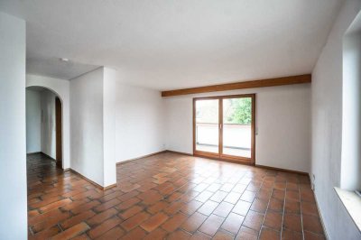 Dachgeschosswohnung "Schlossblick" - Ihr neues Zuhause mit sonniger Loggia und Garage