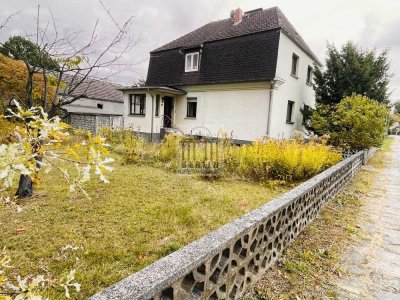 Idyllisches Grundstück mit 1.844 qm inkl. EFH –  Garten, Garage, Terrasse & Nebengebäude in Milow!