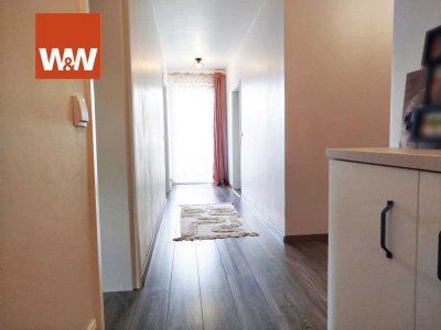 Großzügige 4-Zimmer-Wohnung mit 34 m² Flachdach-Terrasse in Roschbach