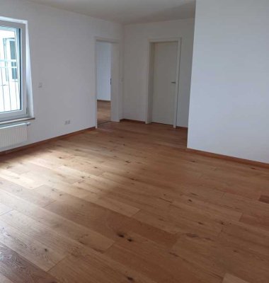 Moderne, sehr helle 3-Zimmer-Wohnung im Herzen von Schongaus Altstadt