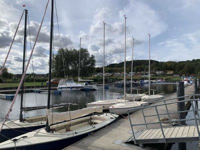 RESERVIERT!  Wassersportler! Kleines Haus in Hafennähe des Kummerower Sees - Seeblick vom Grundstück