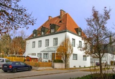 85 m² - charmante 3 Zimmer Whg im DG der historischen Post Nesselwang