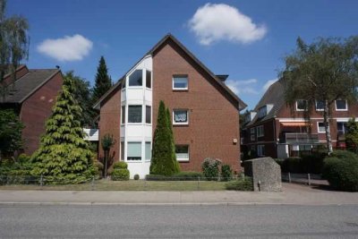 !Vermietete! Geräumige 3-Zimmer-(Maisonette)-Wohnung, mit Balkon und Kfz-Außenstellplatz in Hamburg