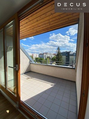 3-ZIMMER | FRISCH RENOVIERT | VIEL PLATZ IM DACHGESCHOSS | WUNDERBARE TERRASSE