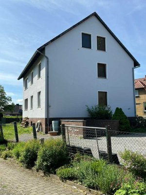 3-Parteien Mehrfamilienhaus - 2 Wohnungen leer und frisch renoviert