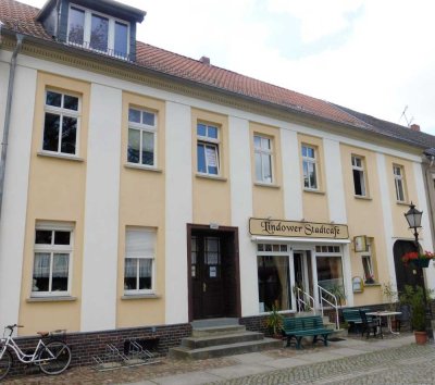 Traumhafte 3-Raum-Maisonette-Wohnung im Stadtkern von Lindow mit Seeblilck (Stadt der drei Seen)