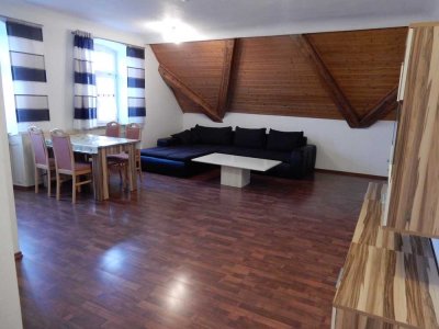 Schönes 2-Zimmer-Appartement m. Einbauküche in Ellwangen-Röhlingen