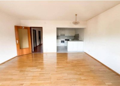 Freundliche 4-Raum-Wohnung mit neuer EBK und Balkon in Brixen im Thale