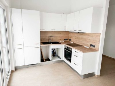 2-Zimmer-Penthouse-Wohnung in einem modernen 4-Parteien-Haus - Neubau