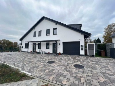 Neubau Doppelhaushälfte mit Einliegerwohnung in Neuberg