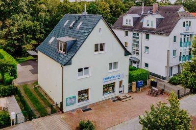 Helle Maisonettewohnung - auch als Kapitalanlage - in Biesdorf: Mit Balkon, Keller, Kamin u.v.m.