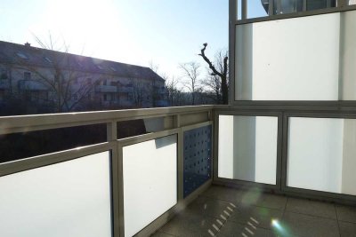 Ziehen Sie jetzt in Ihre große 2-Zimmer-Wohnung mit Balkon