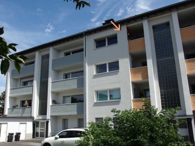 MONHEIM, komplett sanierte helle 3-Zimmerwohnung