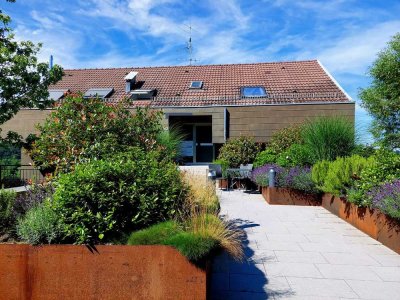 Lichtdurchflutete Traumwohnung in ruhiger Top-Aussichtslage von Stuttgart-Sillenbuch, sofort frei