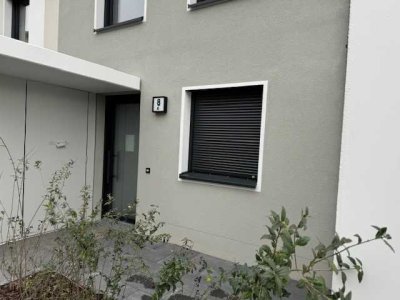 Erstbezug: Günstige 5-Raum-Reihenhaus mit gehobener Innenausstattung in Kirchheimbolanden