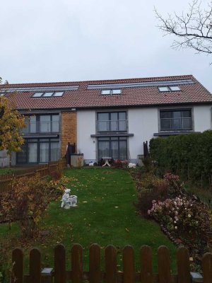 wunderschönes Reihenmittelhaus mit Garten