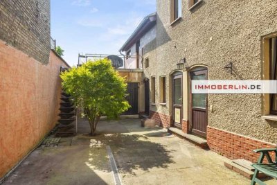 IMMOBERLIN.DE - Charaktervolles Ein-/Zweifamilienhaus mit Südwestterrasse, Innenhof & Garage