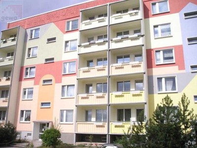 4-Raum-Wohnung mit Balkon und Duschbad