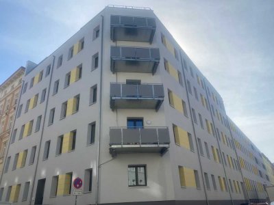 Große Wohnung mit Wohnküche, Balkon und Fußbodenheizung!