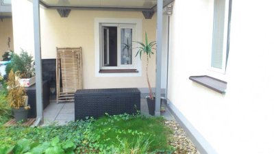 AM Zentr.:Attraktive 2-ZKB,Dachterrasse, Parkett,1. OG