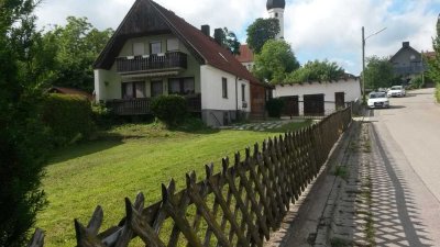 stilvolle 4-Zimmer-Hochparterre-Wohnung mit Balkon in Eching/Günzenhausen