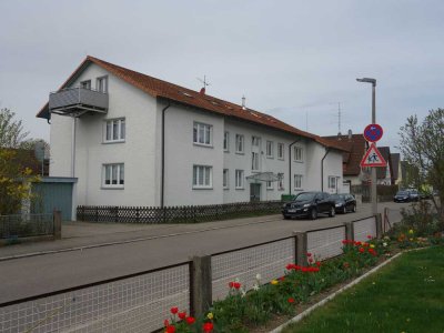 Schöne 3-Zimmer-Wohnung mit EBK, Balkon