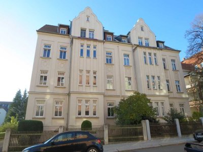 Großzügige Erdgeschosswohnung in der Residenzstadt Altenburg mit Stellplatz - sofort verfügbar