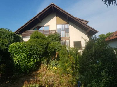 Schönes Haus/ Wohnung mit großem Garten und 2 Terrassen in Stadecken-Elsheim, Stadecken-Elsheim