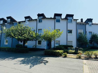 Stilvolle, vollständig renovierte 3-Zimmer-Terrassenwohnung mit Balkon in Rödental provisionsfrei