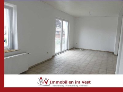 ***NEU im Angebot*** renovierte Etagenwohnung sucht neue Mieter