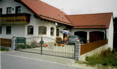 Schön geschnittene Wohnung mit Terrasse in Wiesenfelden