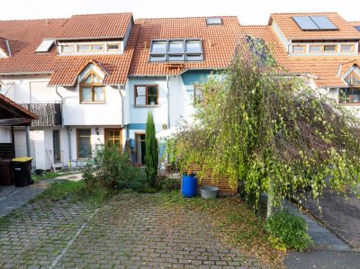 Kapitalanlage oder Eigennutzer - schöne 2 Zimmer-Wohnung mit Stellplatz