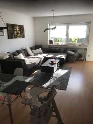 Ansprechende und gepflegte 3-Raum-Wohnung mit Balkon in Aschaffenburg