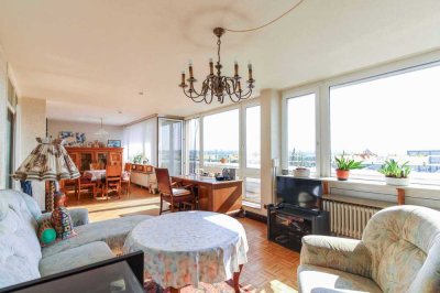 Exklusives Penthouse-Ambiente: Potenzielle 4,5-Zimmer-WG mit Panoramablick & Sonnenbalkon