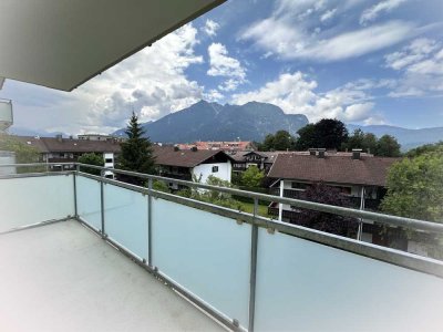 Zentrale kleine Wohnung mit Bergblick – Perfekt für Eigennutzer und Investoren