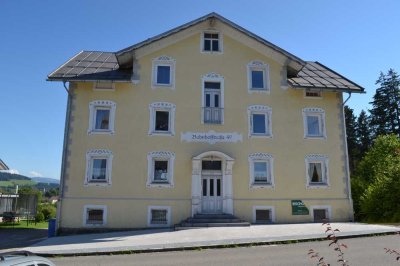 schöne 3 Zi DG-Wohnung mit Bergblick