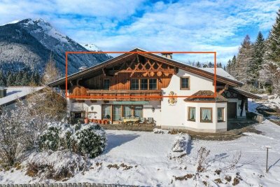 Tiroler Penthouse mit kleinem Garten