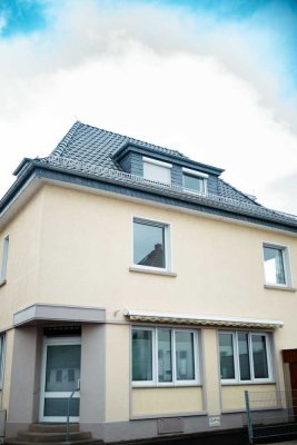 Helle und gemütliche 2 Zimmer DG-Wohnung in Rheinnähe in Ginsheim