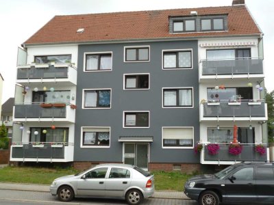 Helle und frisch renovierte 2 1/2 Raum-Wohnung in Bochum-WAT