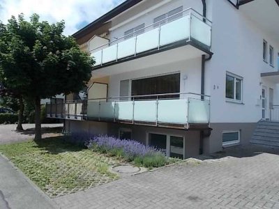 Großzügiges, helles 1- Zi.-Sout.-Appartement: Reute b. Freiburg