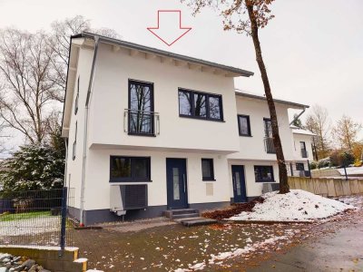 Provisionsfrei! Schlüsselfertiger und energieeffizienter Neubau als DHH in idyllischer Lage!